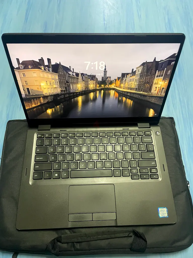 Dell Latitude 5300 2-in-163256074907267112
