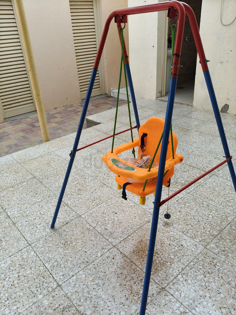 Fun and Safe Baby Swing for Outdoor Play!63204861157249113