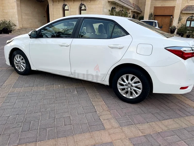 ابوظبي منطقة خليفة63147210876418113