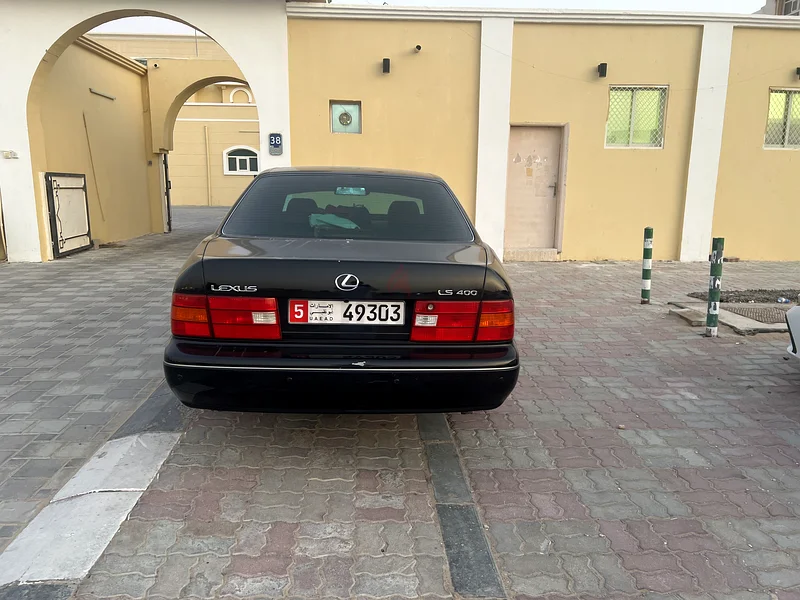 لكزس LS400 سنة 2000 - محرك V8 - المواصفات الأمريكية - حالة ممتازة63225312871425114