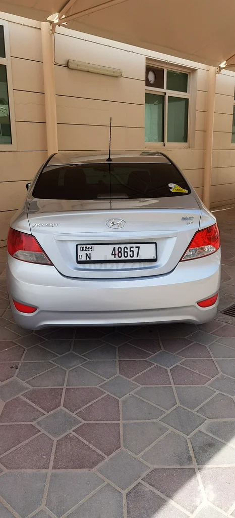 هيونداي أكسنت أزرق 1.6 2014، كيلومترات 17834063152290649602111