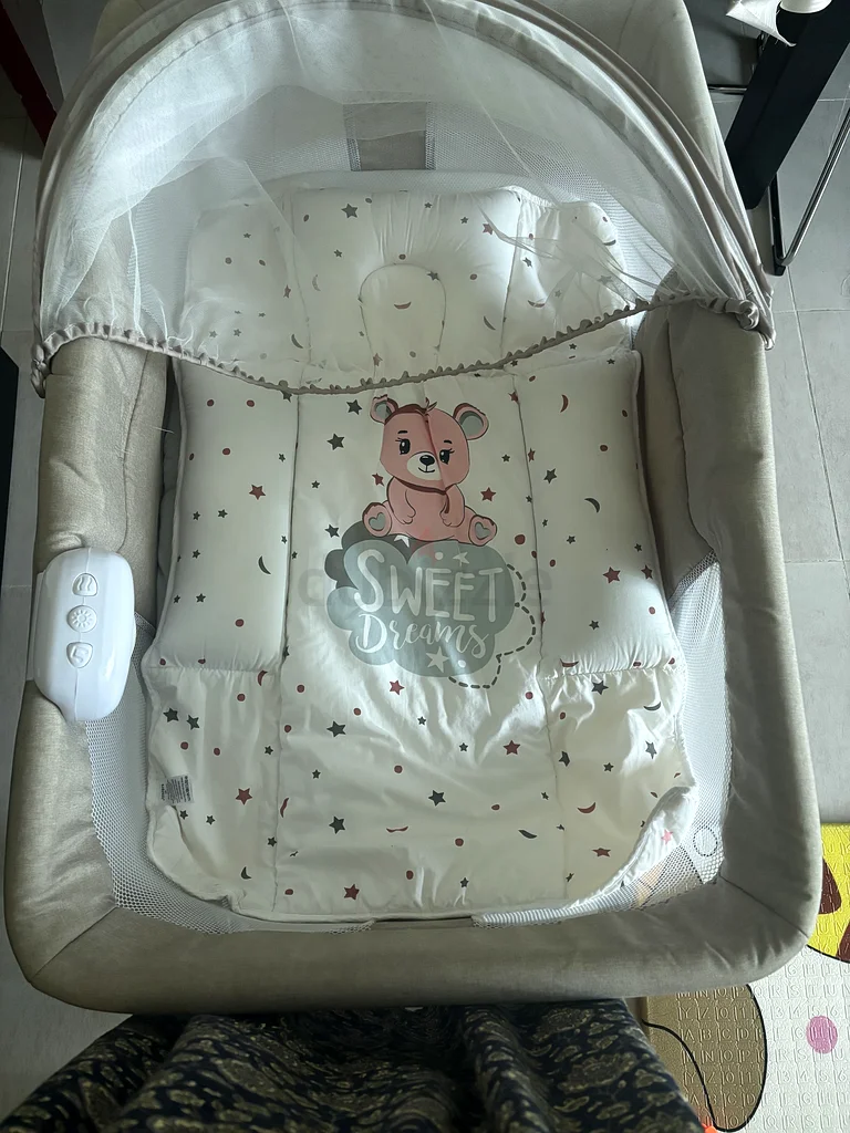 Baby  bassinet withCozy Baby Sleeping Pod with Cute Bear Design63204862138883114