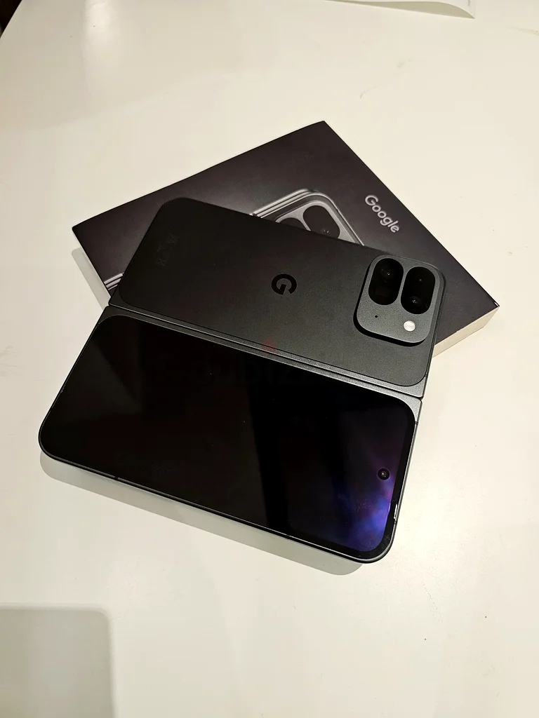 Google Pixel Fold 9 Pro: Like New Condition!63214899756547113