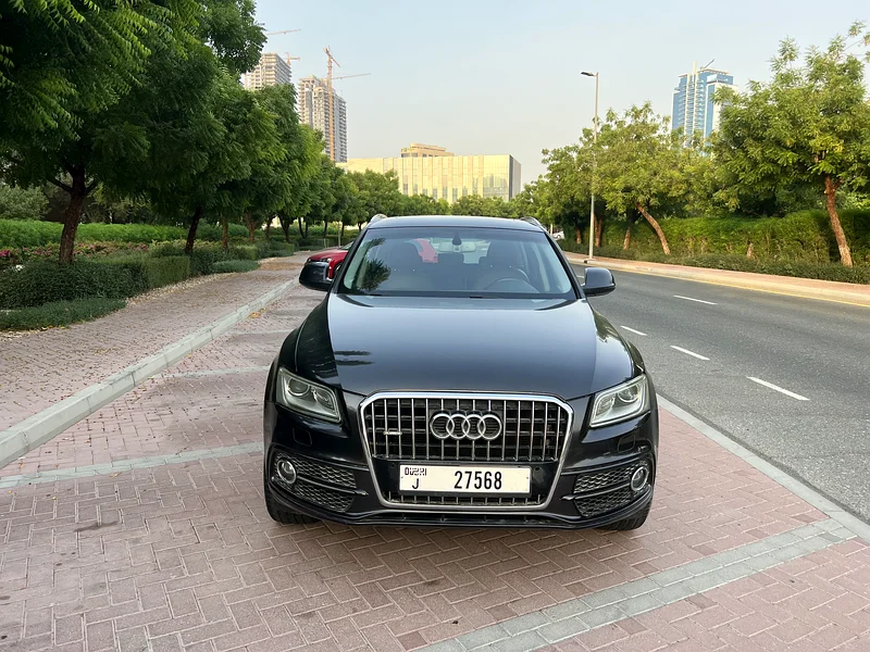Stunning Audi Q5 2015 S-Line ,  GCC well maintained and clean car631670911225611110