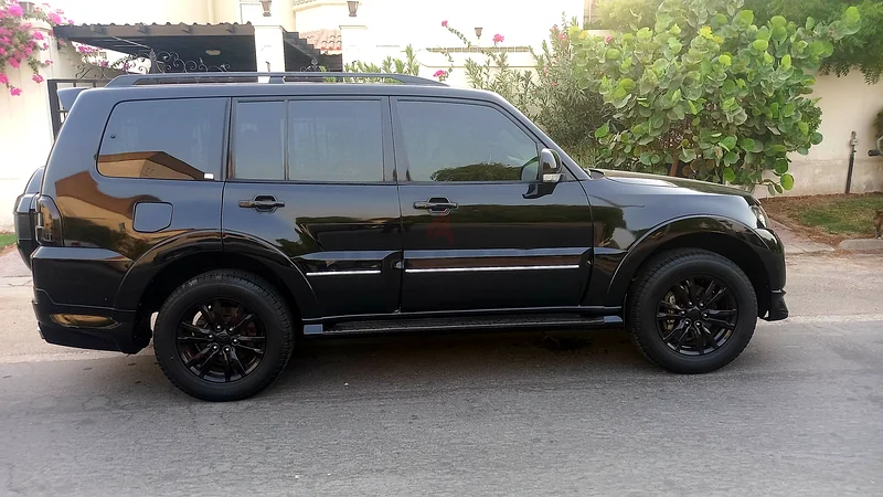 ميتسوبيشي باجرو سايناتشر 3.8 توب طراز 2020، الخيار رقم 1، كاملاً أوتوماتيكي، لعائلة الخليج، مستعمل، للبيع العاجل63172195473538112
