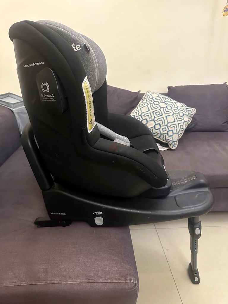 مقعد سيارة مع قاعدة ISOFix63177121787137114