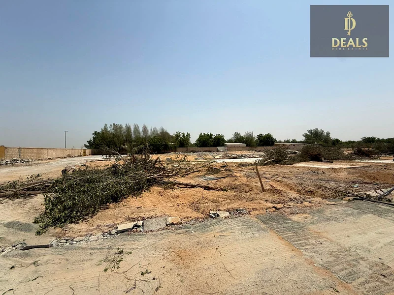 أرض سكنية || موقع متميز || بيت متصل63183714910210112