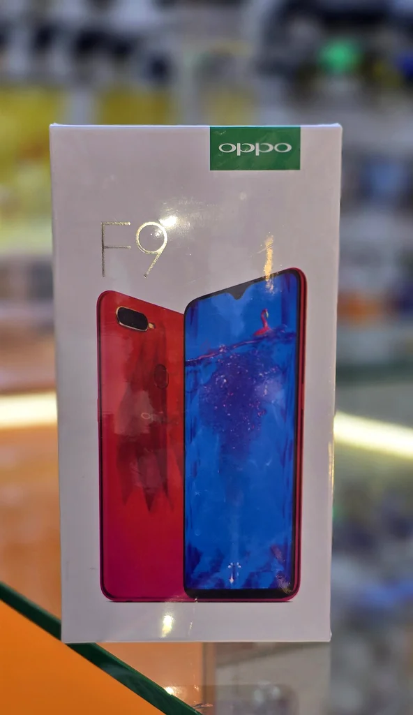 Brand New Oppo F9 - Unwrapped and Ready for You!632119125856031110