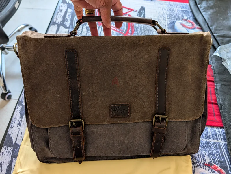 Stylish Mens Messenger (laptop) Bag for Sale63239619334273112