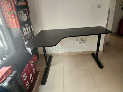 Stylish Black Corner Desk  Chair