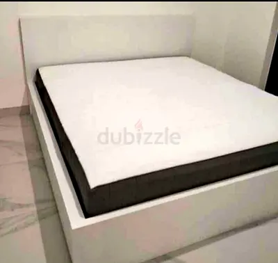 Malam king size bed 180/200cm bed with 2 storage drawers underneath and Ikea mattress