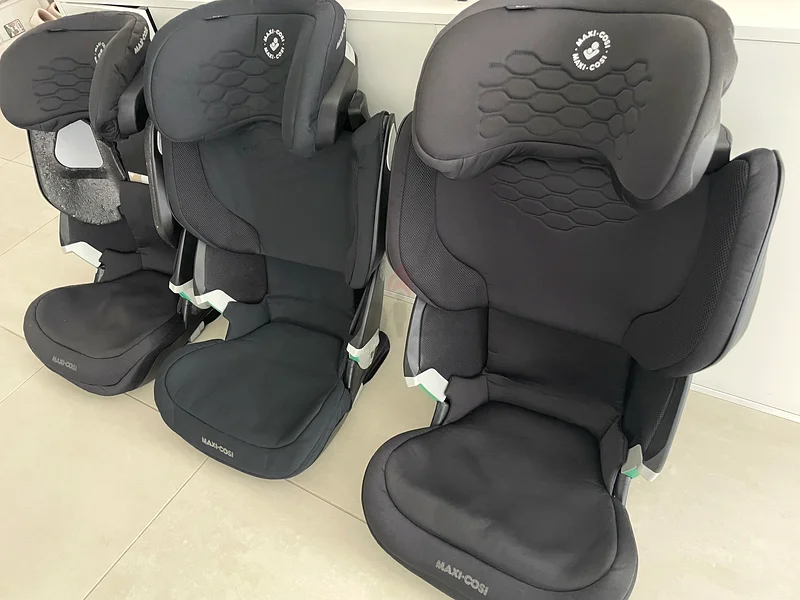 3x (three) Maxi-Cos Kore Pro I-Size (Isofix) Child Car Booster Seats in reasonable, used condition (63207396889731111