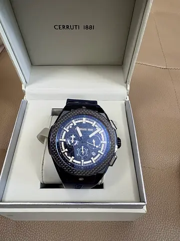Stylish Cerruti 1881 Mens luxury Watch - Like New!