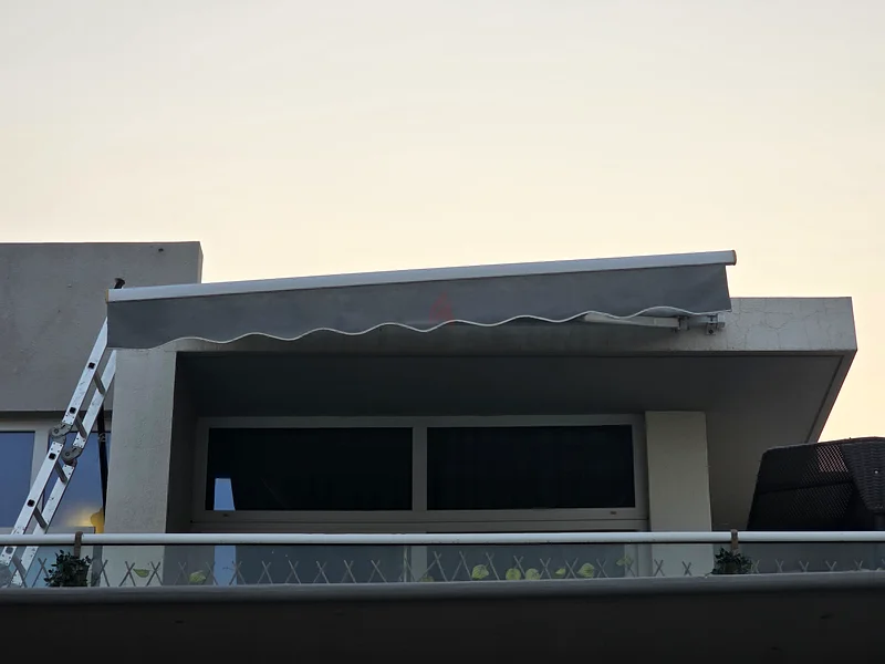 Sun Shade63220323832833111