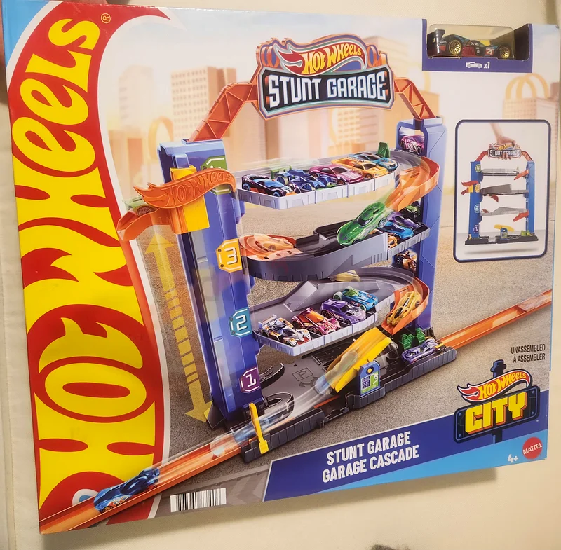 Hot Wheels Stunt Garage – Ultimate Racing Adventure!632257355760651125