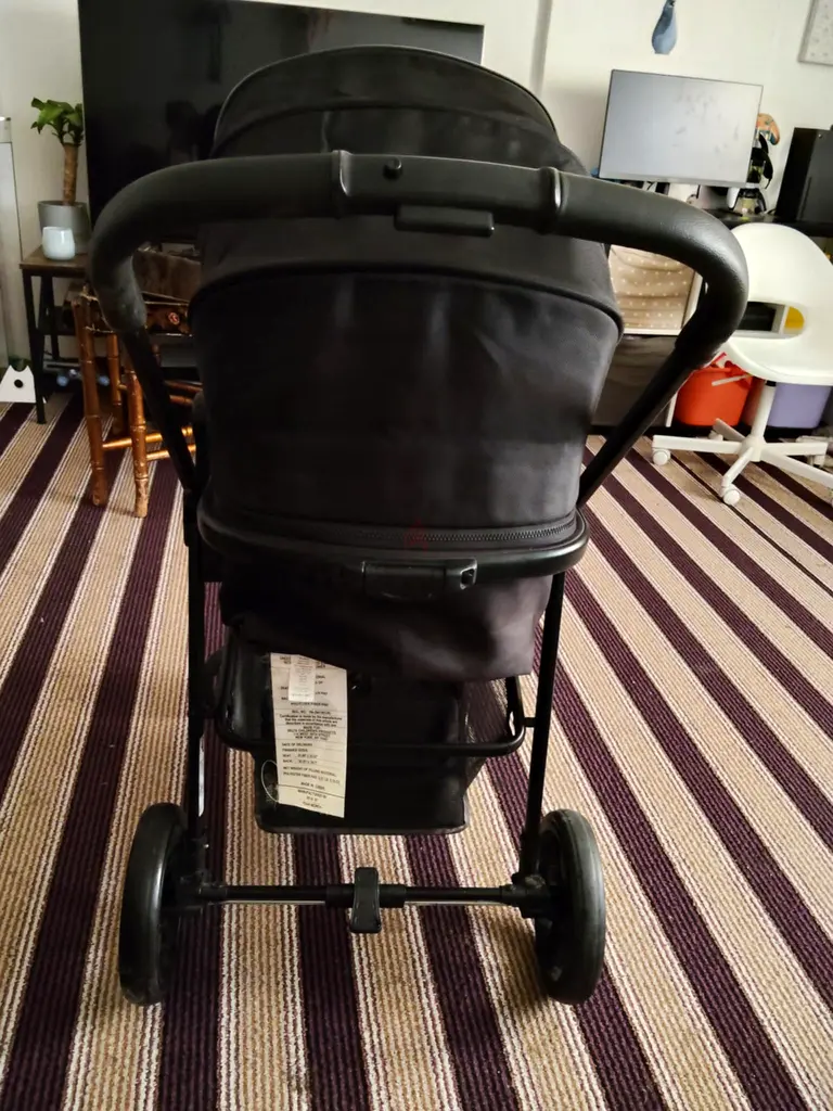 Baby / toddler stroller63205359909633115