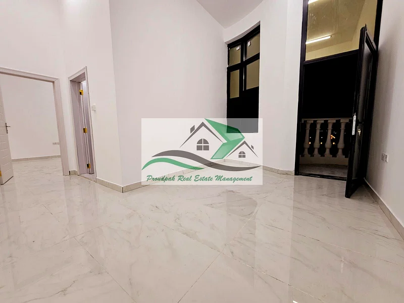 شقة جديدة بالكامل بغرفة نوم واحدة مع شرفة للعائلة، قريبة من مول الوثبة في مدينة الوثبة63150487868162113