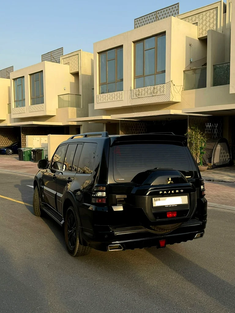 2020 ميتسوبيشي باجرو - إصدار السيغناتشر الأسود63172195487107113
