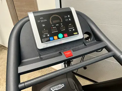 Technogym Run 700 JOG Excite Treadmill - Your Home Running Partner!