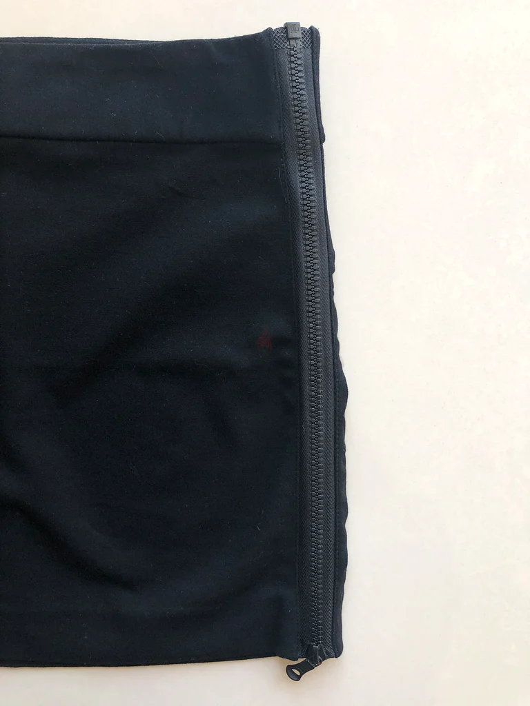 NEW - Diane von Furstenberg Black Mini Skirt (Size 10)63239081364481111