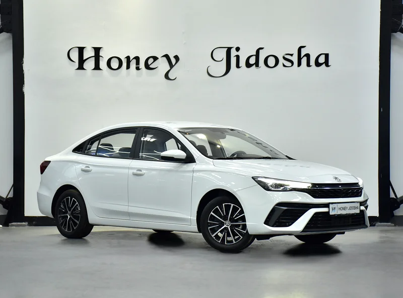 AED 791 EMi for 5Yrs | MG 5 ( 2025 Model ) in White Color GCC Specs63176169163650112