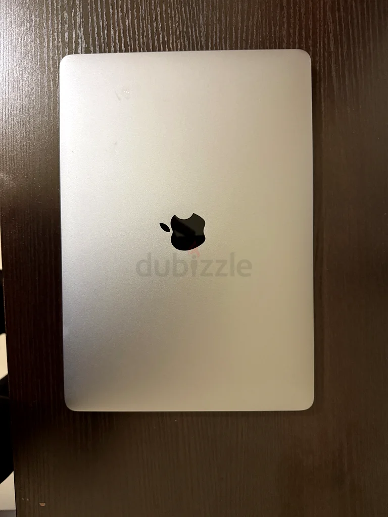 Sleek Apple MacBook Pro - Powerful Performance  Immaculate Design!63167117719170111