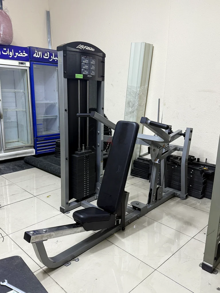 جهاز تمارين الصدر والكتف من لايف فيتنس63242165539715112
