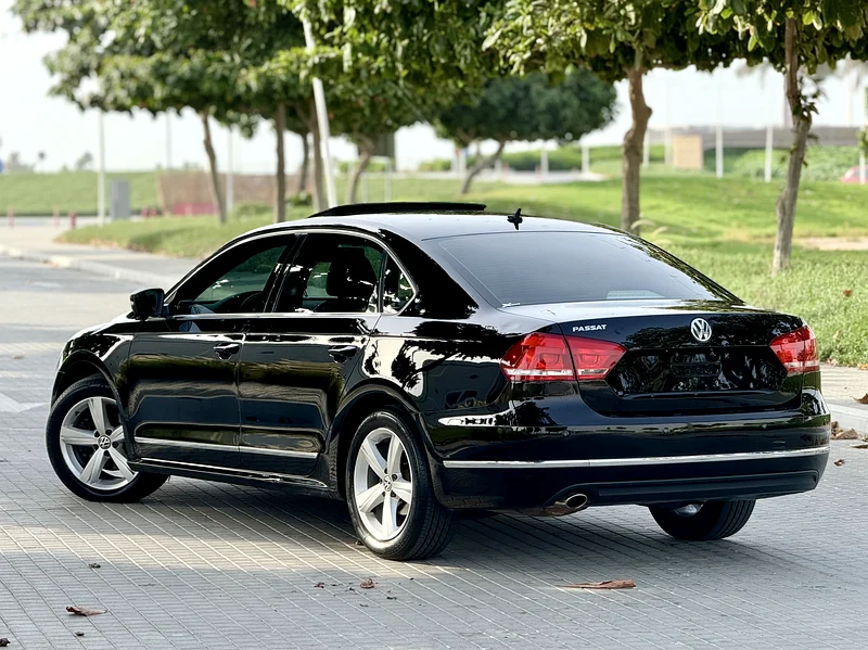 فولكسفاغن باسات موديل 2012 خليجي فل كامل رقم 1 بحاله الوكاله مالك اول من الوكاله مفتاحين وكاله.63139215499522114