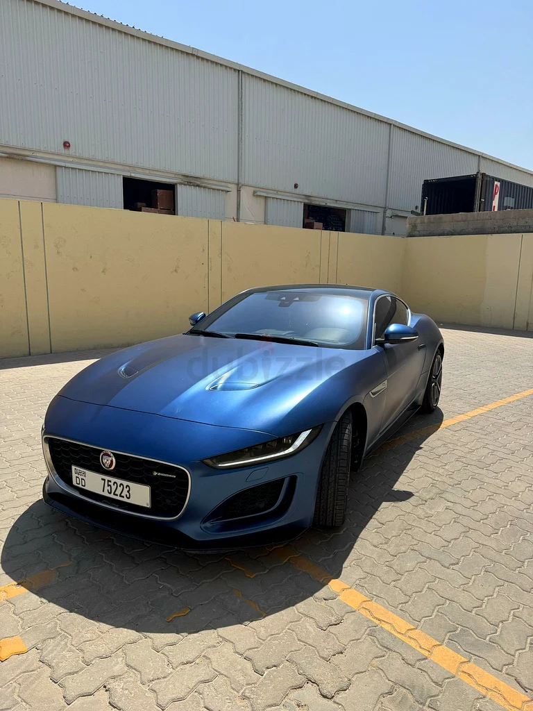 جاكوار F-تايب 202163175702092675111
