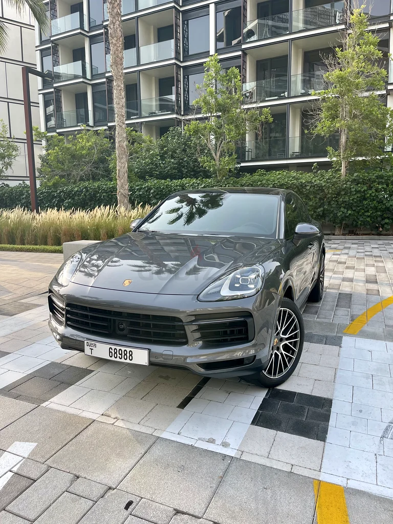 Coupe/ GCC Spec/ First owner/ Full service history Porsche63150022728707113