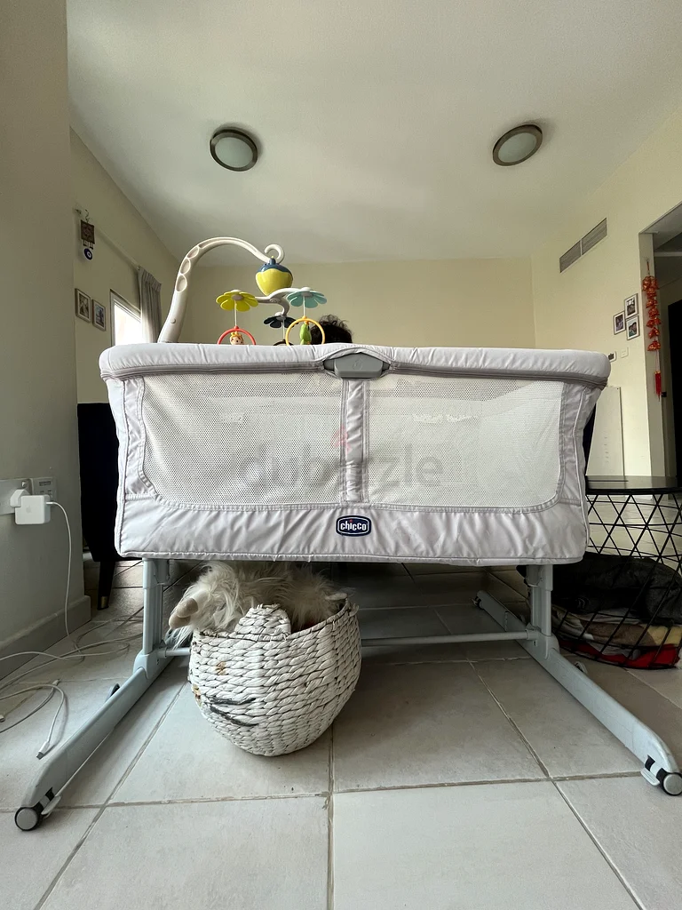 7 FREE fitted sheets with Chicco Portable Crib and rocker63175287082625113