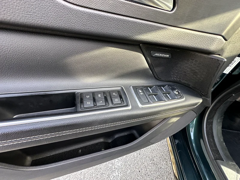 Jaguar XF R.63221824843394112