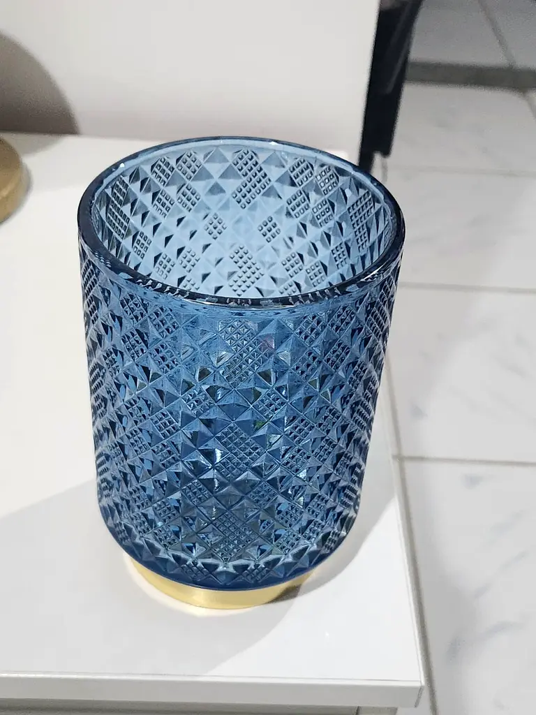Vases63223356034050118