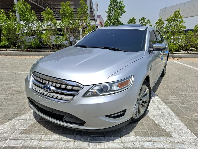 Ford Taurus 2010 Limited full option, customs papers632321403517471125