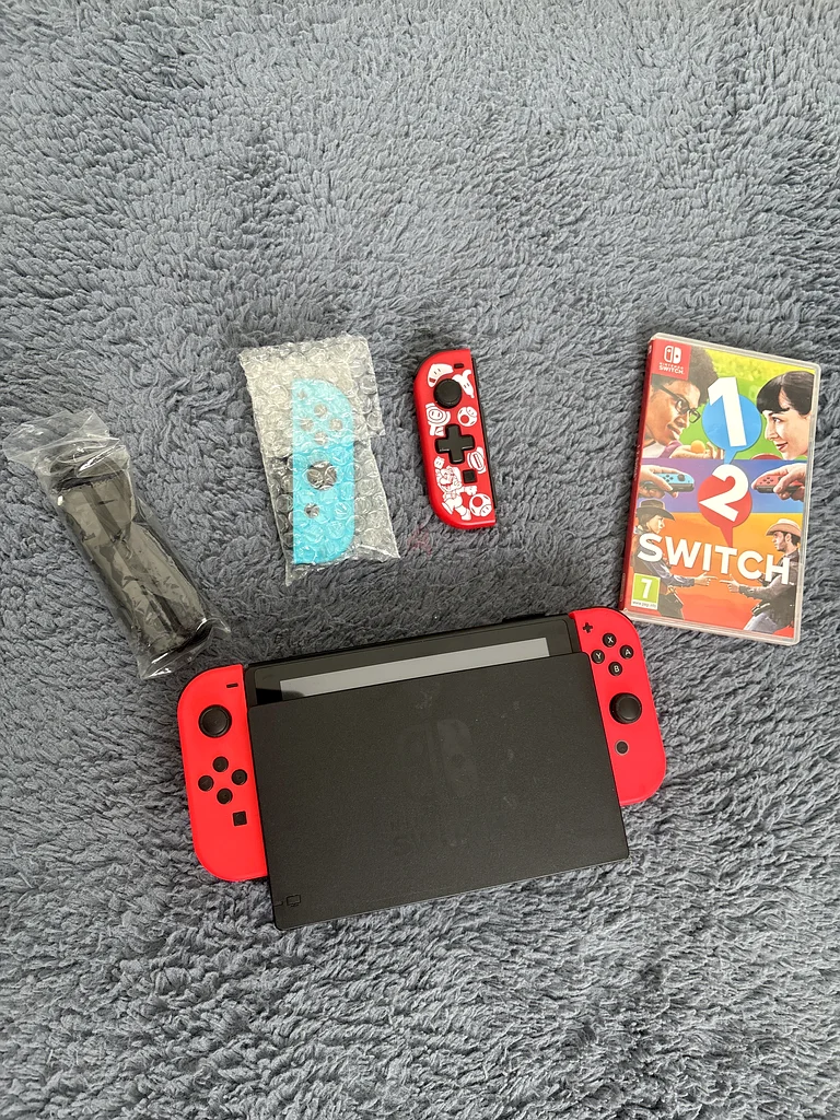 Nintendo Switch Bundle with Controllers and Game!63229687401857110