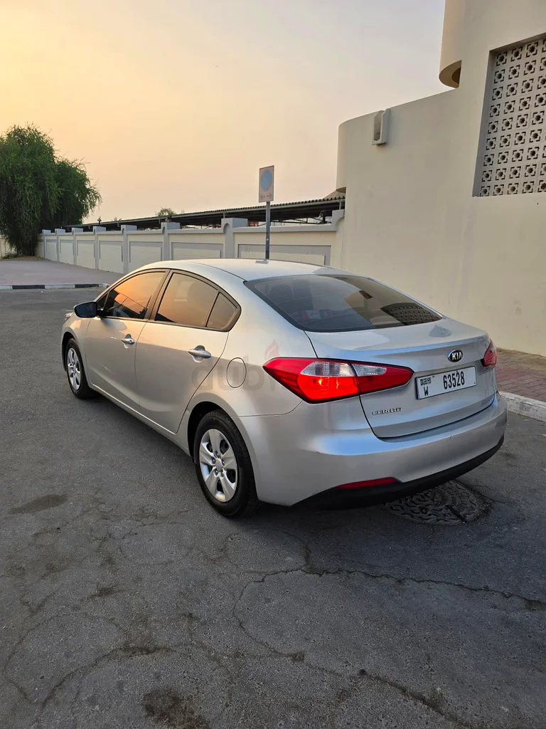 KIA Cerato 201563171745283971114