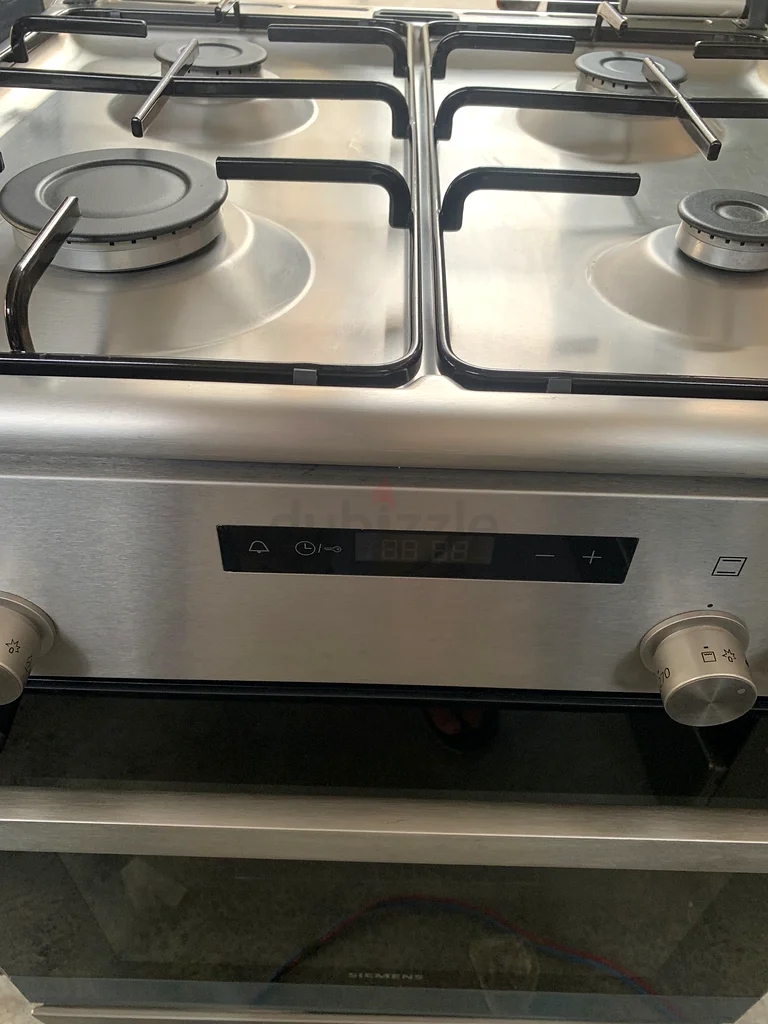 Siemens Cooker  IQ300 Free Standing 60x60 4 Burner Gas Cooker HG2M30E50M Same As New63166183205889114