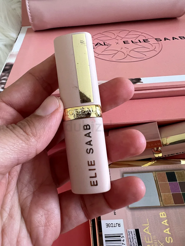 L’Oréal x Elie Saab – Color Riche Lipstick “SANTAL CLASH”63242172528131111