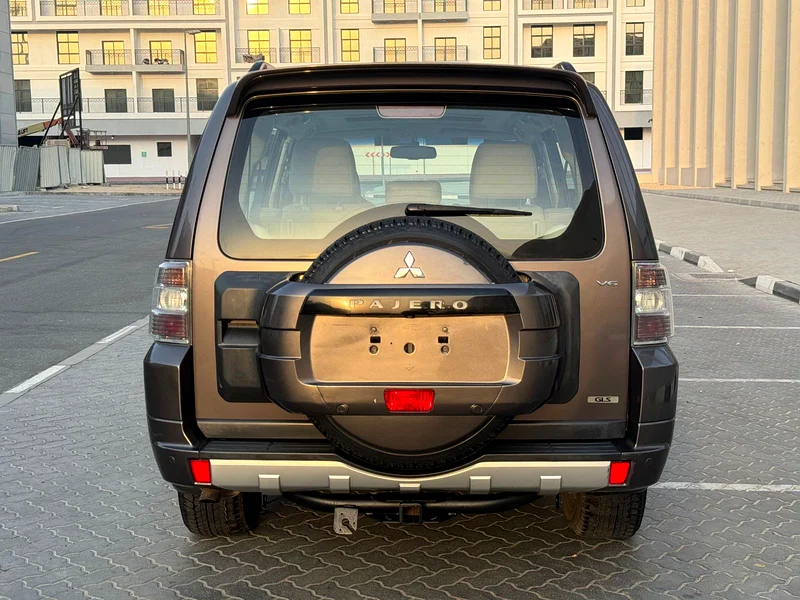 Mitsubishi Pajero 2013 Gcc specs full option original paint63152749661313111
