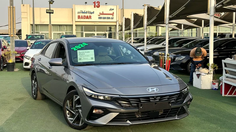 Hyundai AVANTE (Elantra) 2024 - excellent condition - Cash or $908 Monthly631699138703371117
