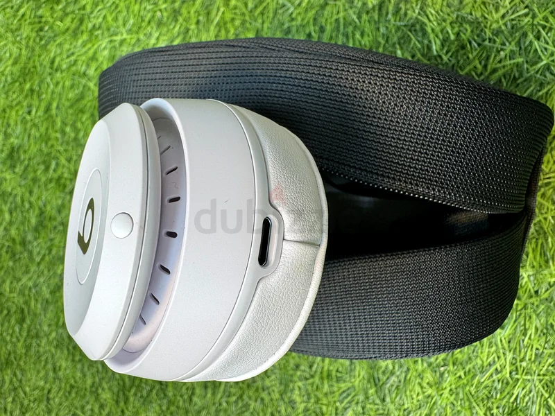 سماعات بلوتوث لاسلكية من Beats Solo 4، متوافقة مع أجهزة Apple وAndroid، تدوم البطارية حتى 50 ساعة63260216214657111