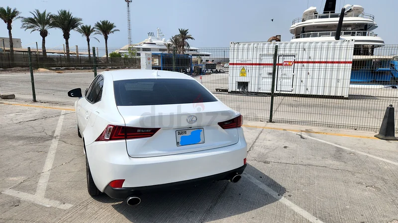 LEXUS IS 300 3.5L MODEL 2016 Canadian Specs 168,000 KM (Owner)63137800363907113
