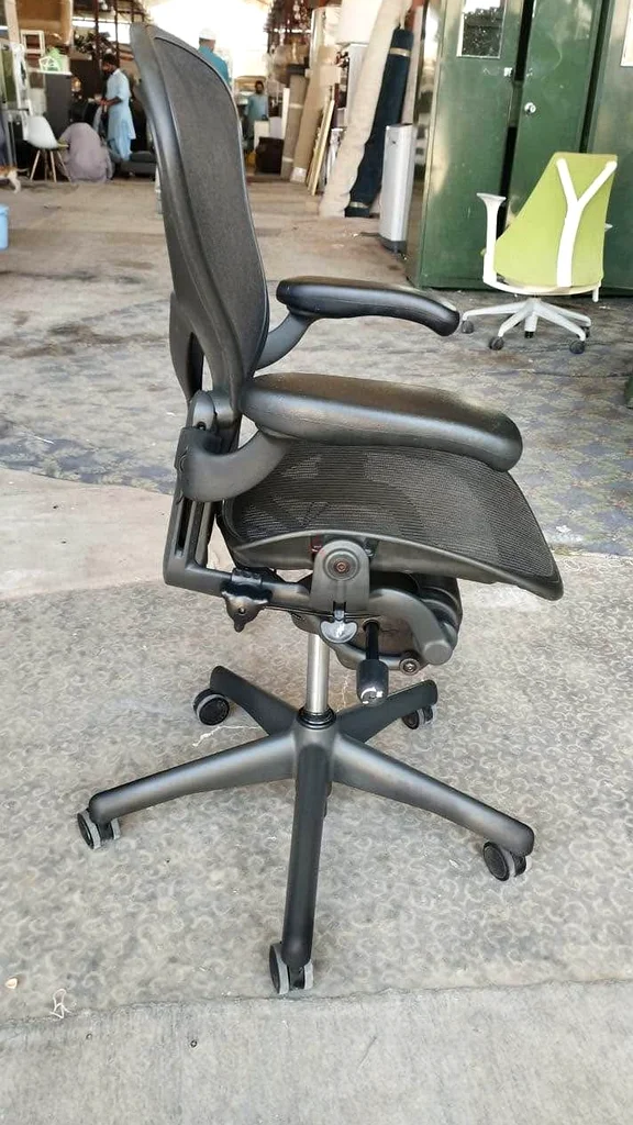 Herman Miller Aeron chair size B good condition63217327076865112