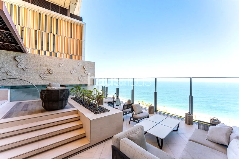 Sky court | Seaview Pool | Turn-key | Vacant64010003553410114