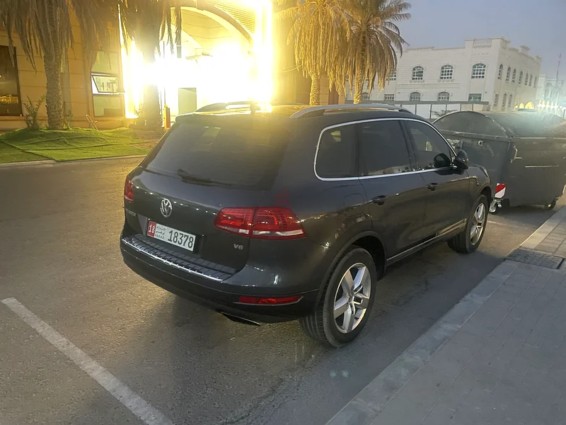فولكس فاجن طوارق V6 تنفيذي بمواصفات دول مجلس التعاون الخليجي63139215079681113