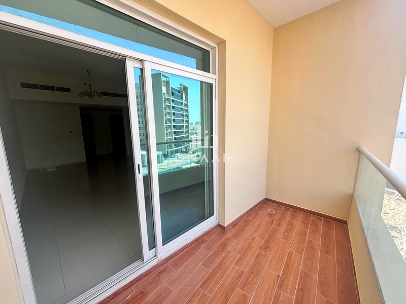 Spacious & Premium Quality 2BHK in PRIME LOCATION | Well Maintained | Ready to Move in63731923087363113