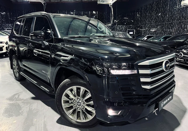 Land Cruiser GXR  – Model 2024 | GCC Specs | 409 TT | 5-Year Warranty  4-Year Service Al Futtaim631583400241931118