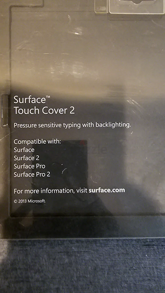 غطاء اللمس Microsoft Surface مع إضاءة خلفية في العلبة الأصلية63254495348482113