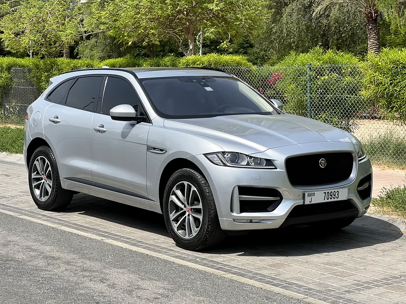 Jaguar F-Pace R-Sport 2018 | GCC Specs | Full Agency History | Original Paint | very clean car63176168787969114