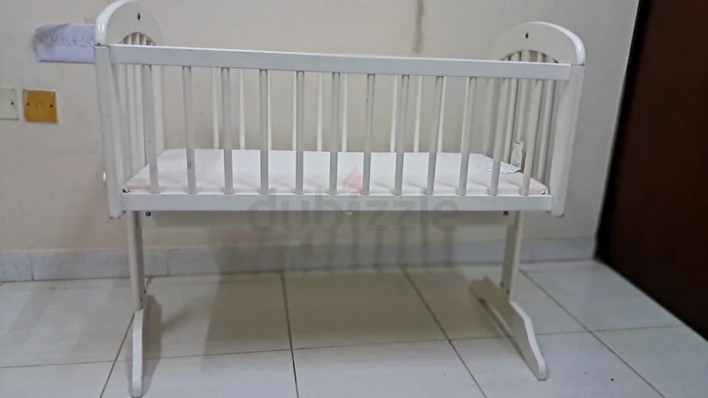 Charming White Cradle for Your Little One632053640623391129